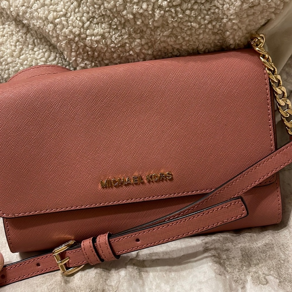Michael Kors mauve crossbody